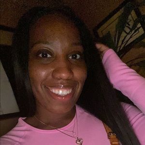 Meet your Posher, Shayla